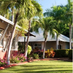 Seashells Broome - Award-winning apartments and bungalows set within lush tropical gardens just 300m from white-sand Cable Beach and 5 minutes' drive from Broome city center.